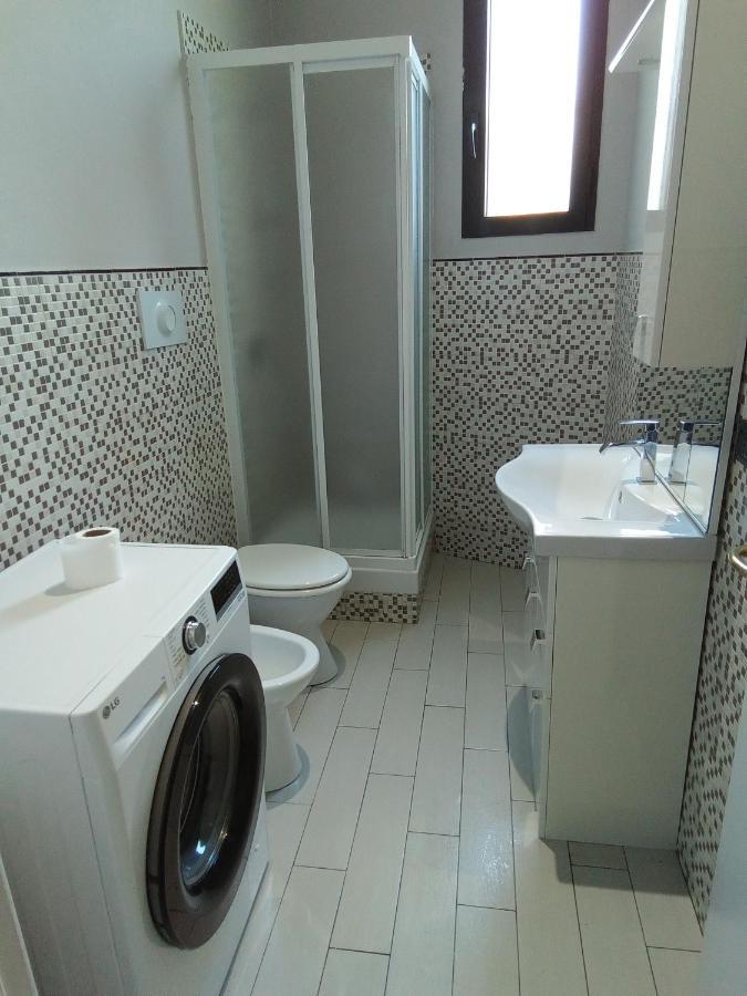 Cozzi Apartment Milano Esterno foto